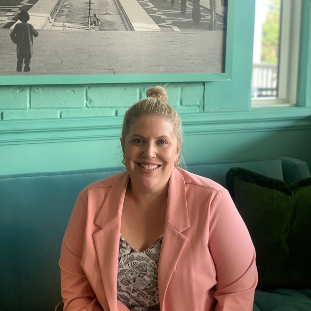 Meet your Posher, Jennifer